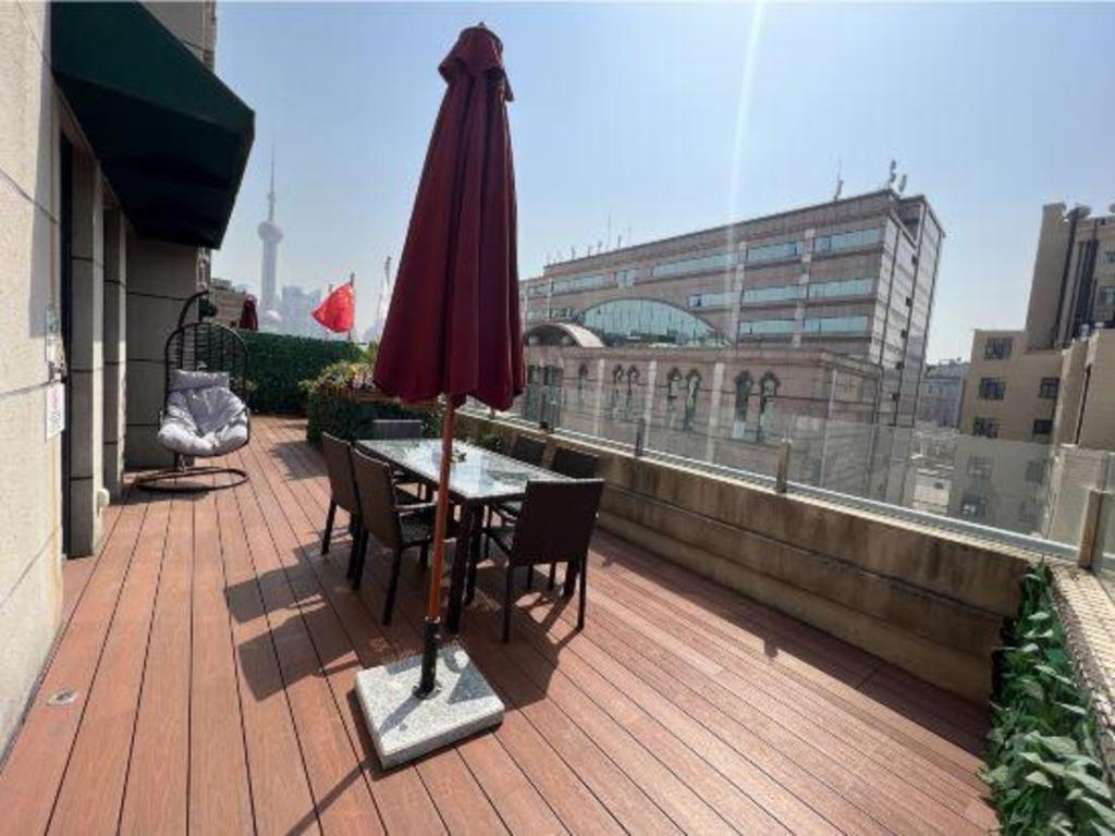 Jinjiang Metropolo Classiq Off Bund