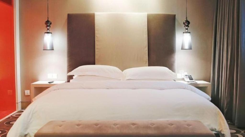 Hotel Jinjiang Metropolo Classiq Off Bund 4*