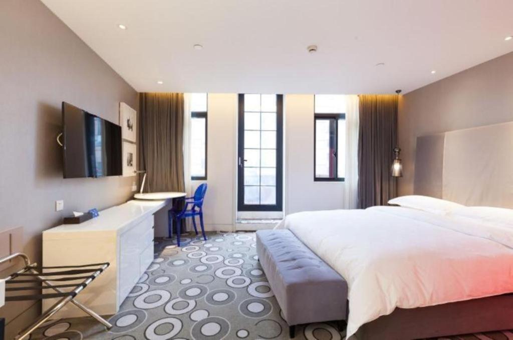 Hotel Jinjiang Metropolo Classiq Off Bund 4*